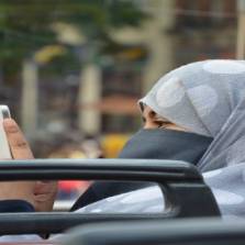 panic button in mobile phones from 2017
