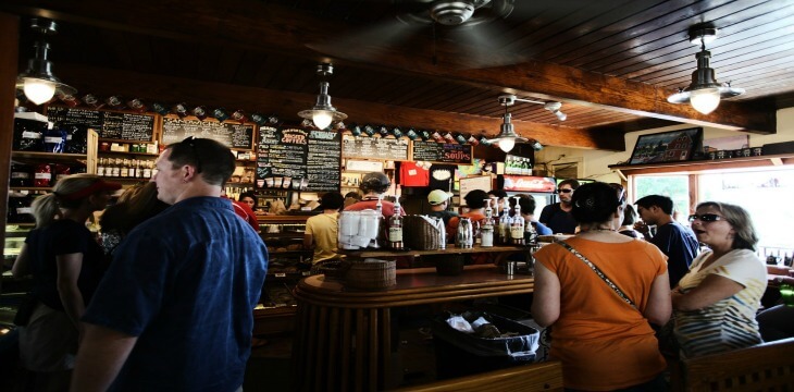 Pro-networking tips to game up your social life