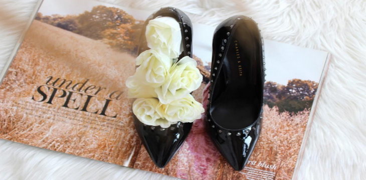 Is fashion related to the footwear of particular classes?