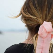 7 Ways to stop feeling self-conscious!