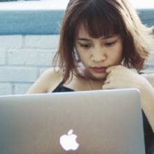10 Resume Mistakes That Make You Look Dumb!