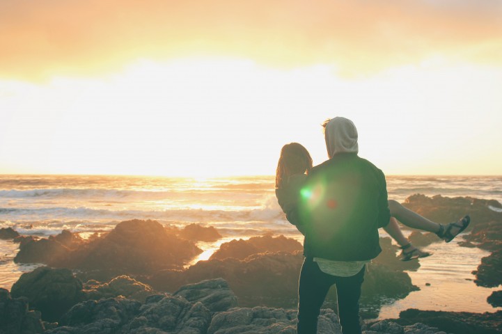 6 Ways to build a deep emotional connection with your man