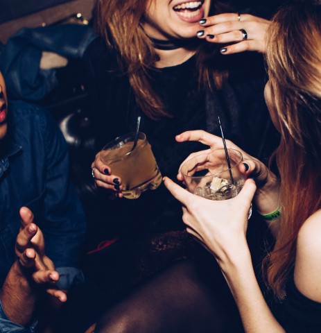 7 Signs you have a bad friend in your life